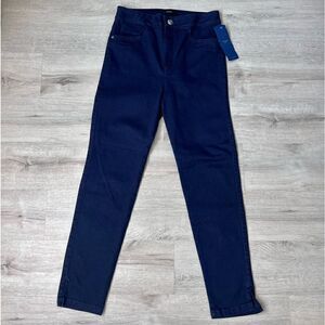 STUDIO F Colombian butt lifting Button Skinny Jeans. Size 6 US